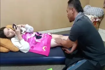 Prank Pijat Terapis Manis Malah Keenakan Crot